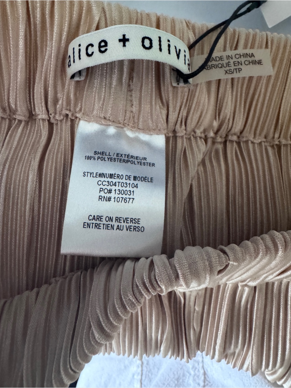 Alice + Olivia Pleated Pants XS NWT Almond Wide Leg Pull On MSRP $330 - Picture 10 of 12